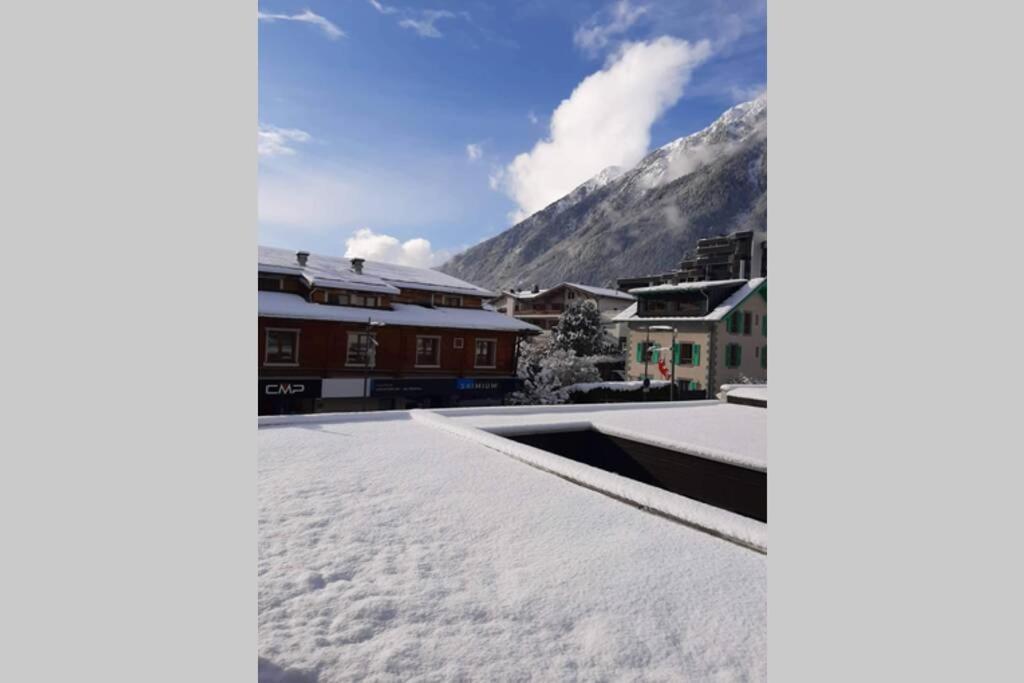 Apartamento Chamonix centre - WIFI - Parking - Rés Aiguille du midi Exterior foto